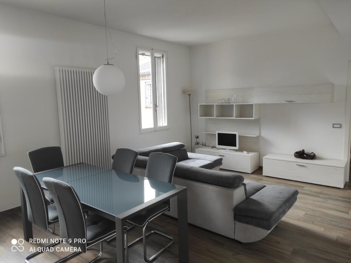 Centro Storico Suites 페라라 외부 사진