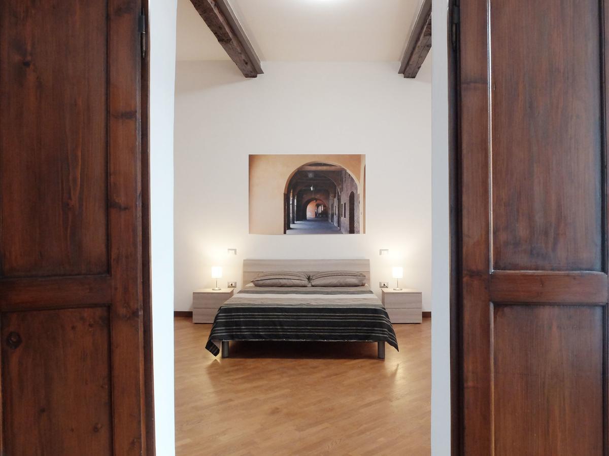 Centro Storico Suites 페라라 외부 사진