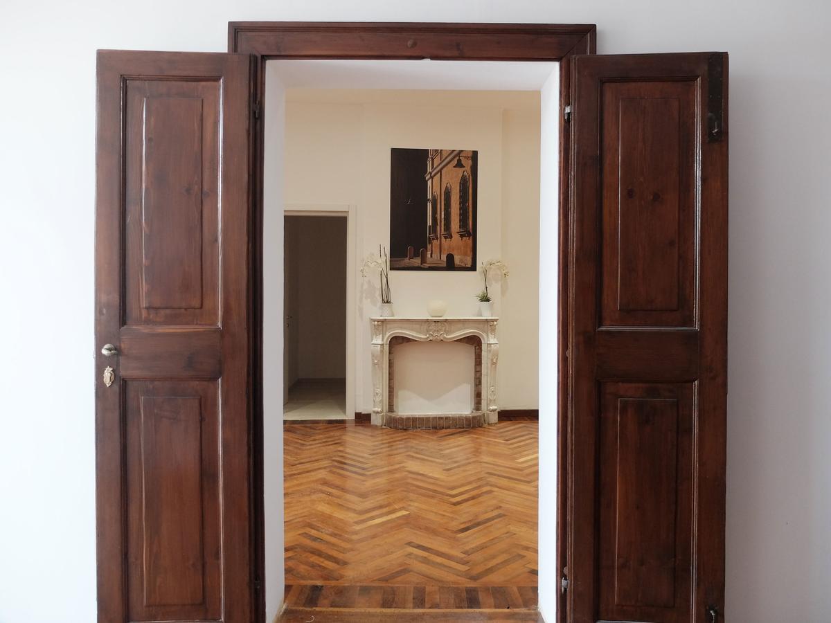 Centro Storico Suites 페라라 외부 사진